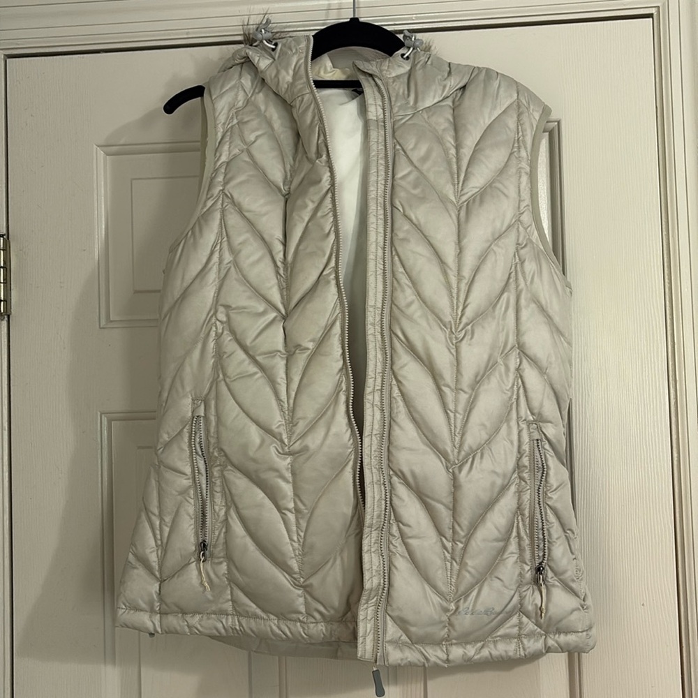 Off-white fur hooded vest